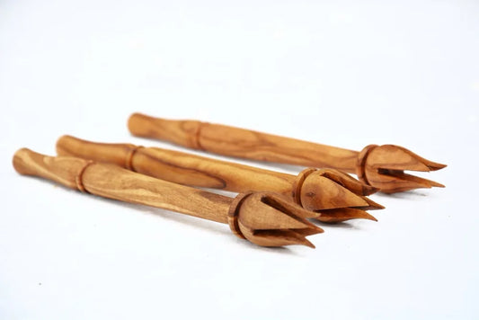 Pique à olives - Bois d'olivier - D10 cm